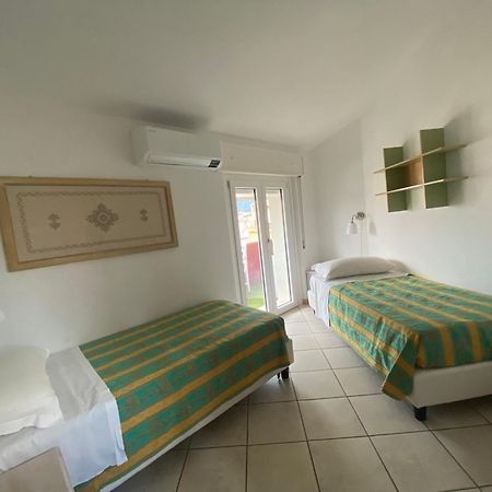 Locanda Degli Artisti Tortolì Екстериор снимка