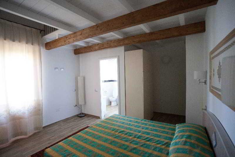 Locanda Degli Artisti Tortolì Екстериор снимка