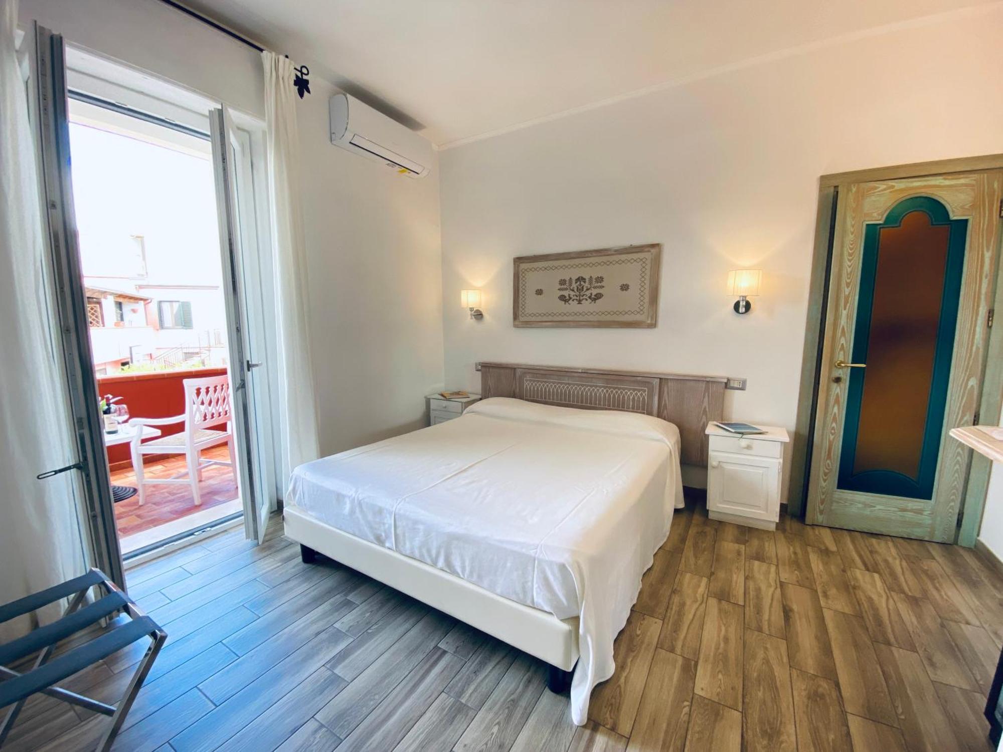 Locanda Degli Artisti Tortolì Екстериор снимка