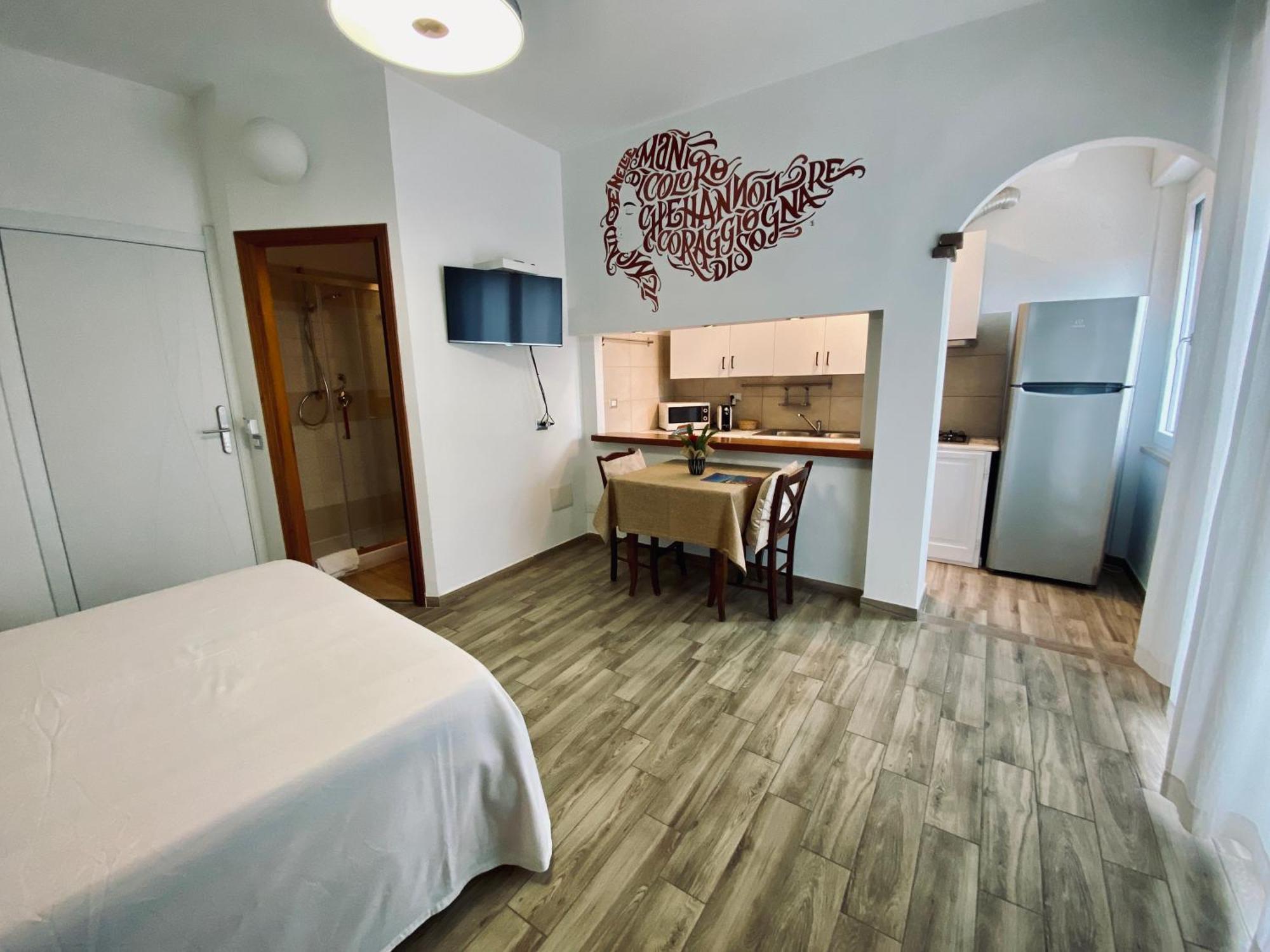 Locanda Degli Artisti Tortolì Екстериор снимка