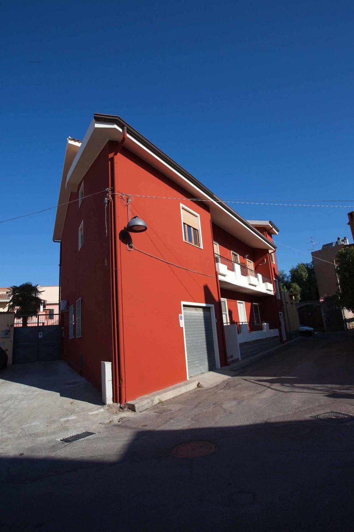 Locanda Degli Artisti Tortolì Екстериор снимка