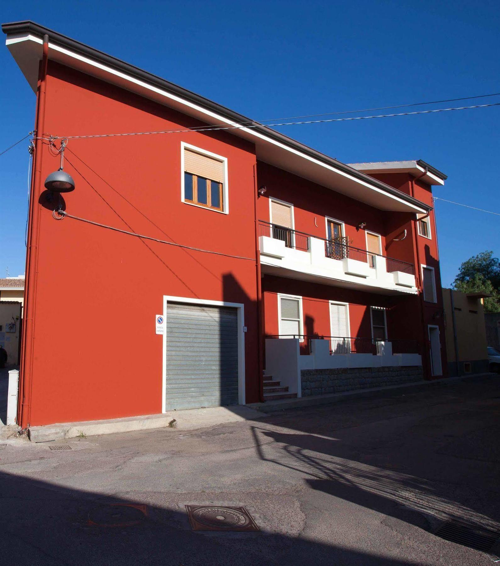 Locanda Degli Artisti Tortolì Екстериор снимка